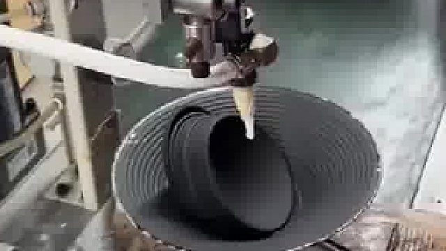 汽车喇叭的制作过程​