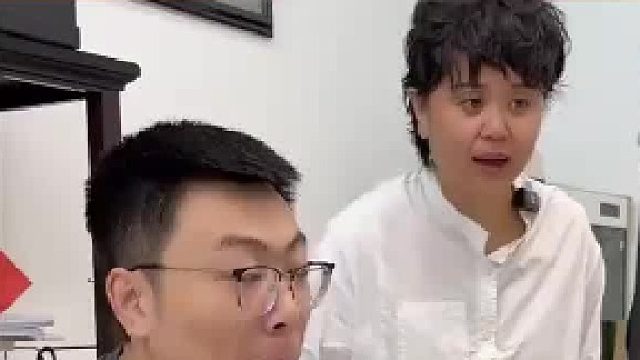 电商老板查看当月利润，结果让人意想不到，网友：能不亏就不错了