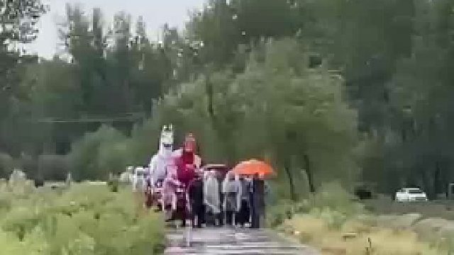 红事白事“狭路相逢”双方都不能走回头路