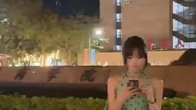 谁在校园经历过这种尴尬_ 问路被误以为搭讪最后结局更是搞笑 网友：好喜欢这种癫癫的结尾