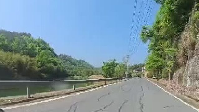 入弯慢，出弯快，口诀。
