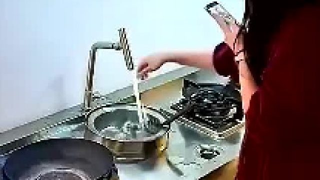 历经一个月，厨房猛火灶安装大功告成