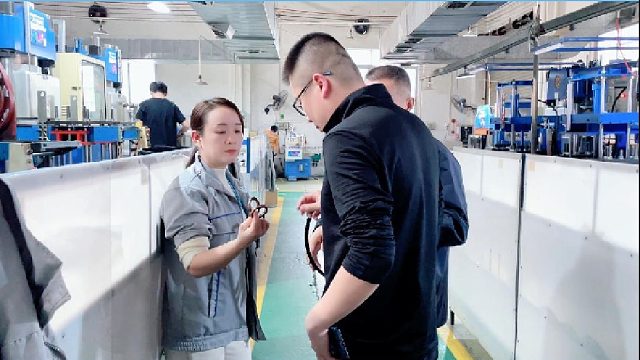 努力不分早晚，冲刺密封圈订单目标
