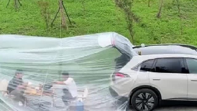 没太阳还好，有太阳估计都成了烤箱