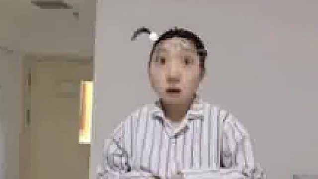 妻子在医院待产时心情紧张，突然收拾东西说要回家​