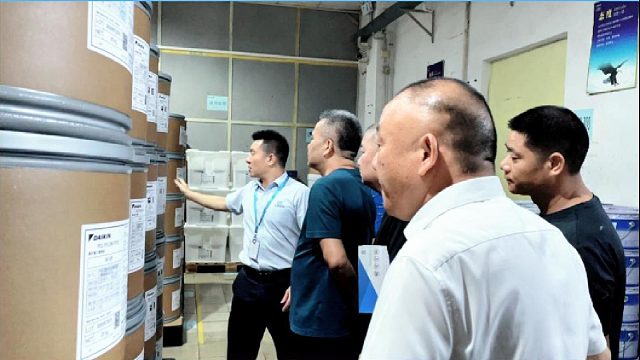 24小时恒温原料仓，守住密封圈第一道品质关