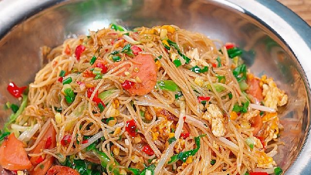 衡阳米粉这是火出了圈，今天教你不到衡阳也能吃到地道的衡阳米粉