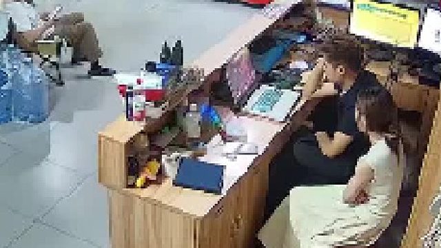 乐极生悲了….