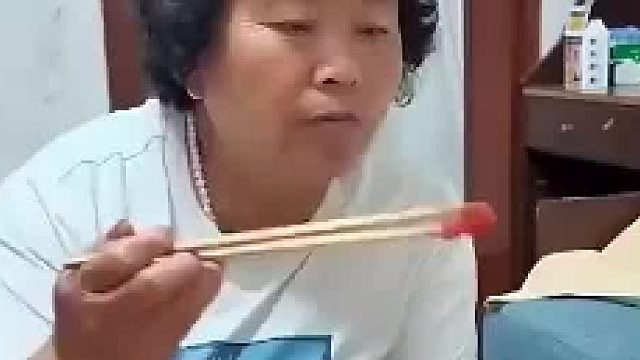 网友：小时候都是这么喂大的