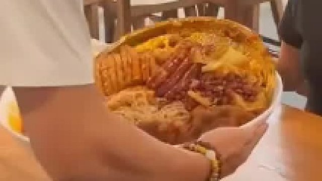 那弄这么大个碗干啥？