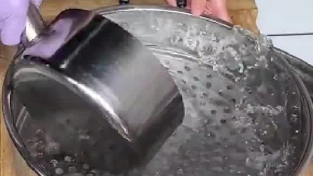 山西人的夏天少不了一碗酸辣开胃的漏鱼儿​