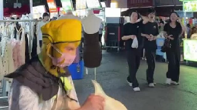 这个尴尬了