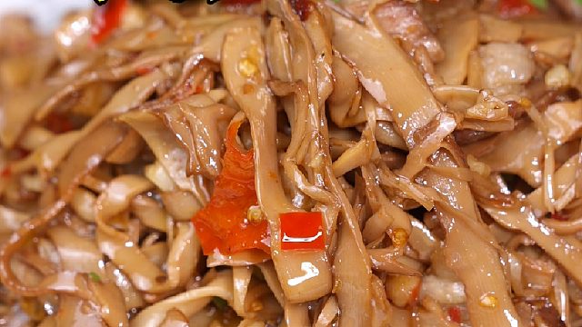 笋子选择很关键，这带烟熏香味还都是笋尖的烟笋尖就很合适