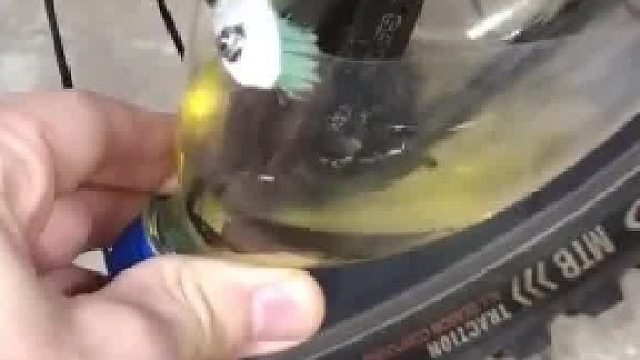 自行车链条清洗小技巧​