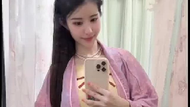 看不惯我又干不掉的滋味如何？我一路来披荆斩棘，不差斩你
