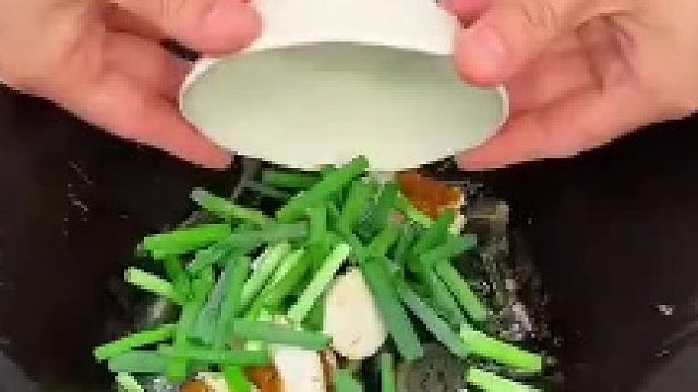 分享一个上汤娃娃菜的做法，汤香味美，大人孩子都爱喝