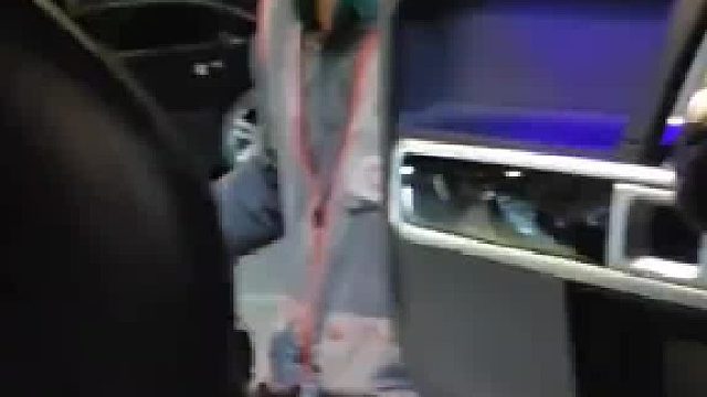 找代驾 没想到车子吓坏代驾小哥，“我一单才挣17块钱实在不敢开”网友_这就是有钱人的烦恼吗