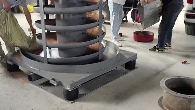 小米颗粒一样的料热容易结块风冷降温设备