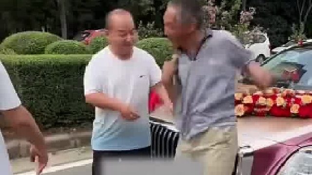 开口就是一万！拦婚车真能月入十万？