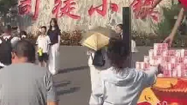 山西一景区在门口放500万现金，点赞超千万奖励100万