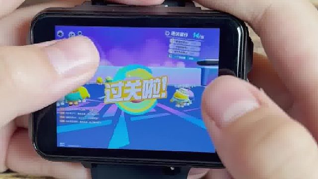 多功能触屏智能腕表