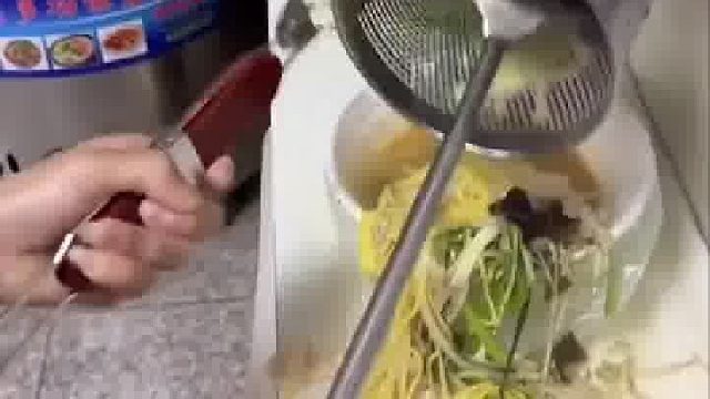 新收的一个麻辣烫学员，要不给她退费算了！