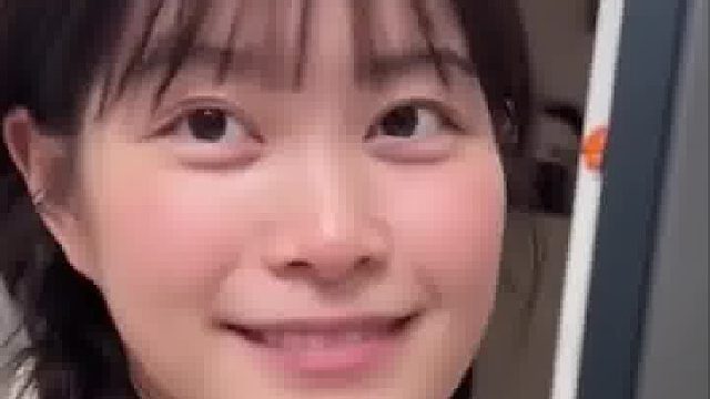 为什么她的撒娇让人觉得很舒服？为什么？
