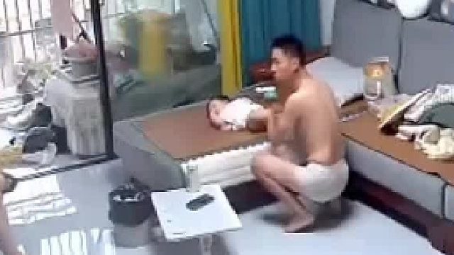 离了得了这男的迟早要家暴