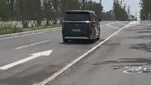 “隐形台阶路”太危险了​