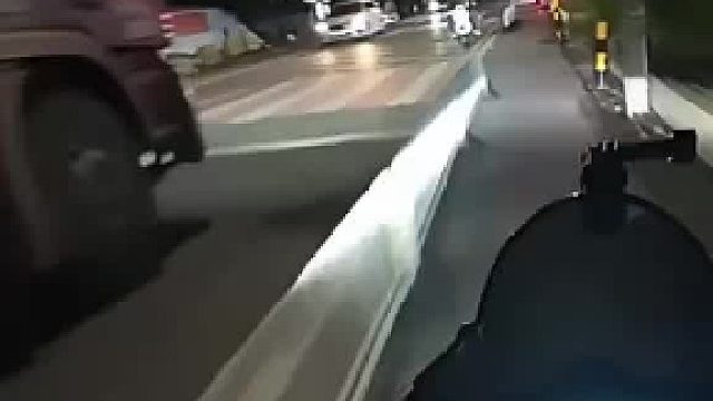 这样的人还有女的愿意跟他