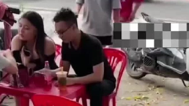 不应该剃三姐的吗