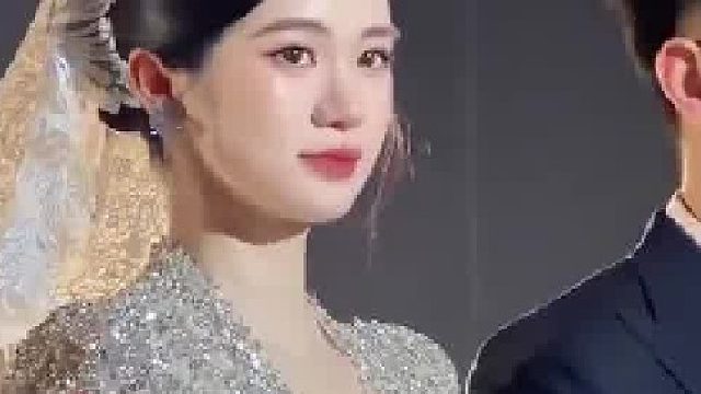 原来瘦的人可以清晰看到心脏跳动的频率，薄到能看到心跳，好小众​