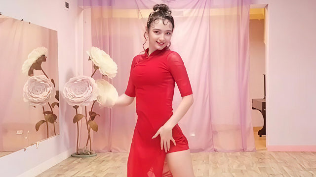 俄罗斯姑娘才艺表演23.10.17_空军(阿妮亚)00
