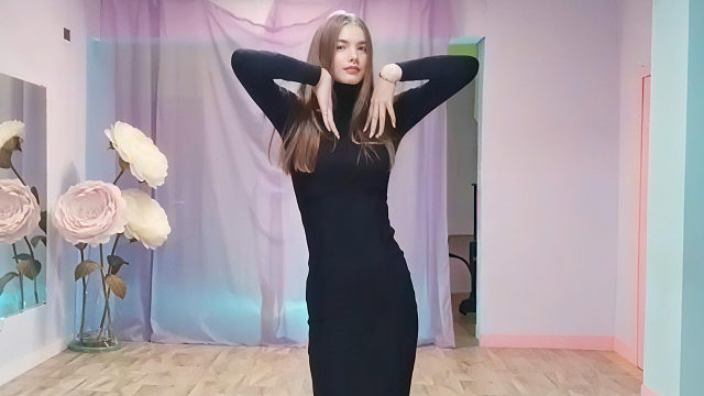 俄罗斯姑娘才艺表演23.10.18_海草