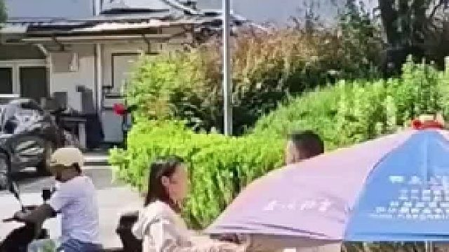 报警！告她诈骗！