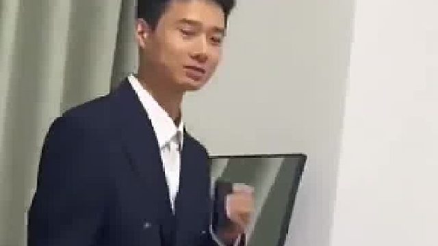 入坑...  ​