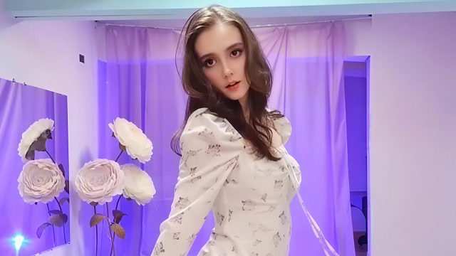 俄罗斯姑娘才艺表演23.10.19_蓝BUFF(欧丽西亚)0