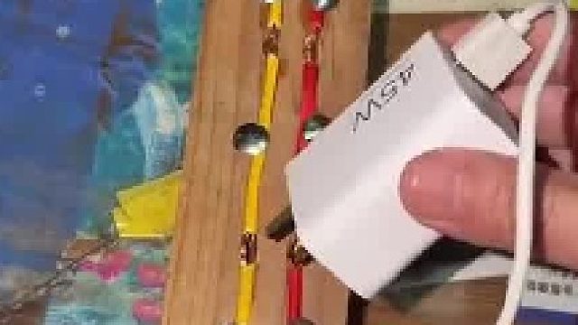爷爷以前是一位电工，这是他的作品