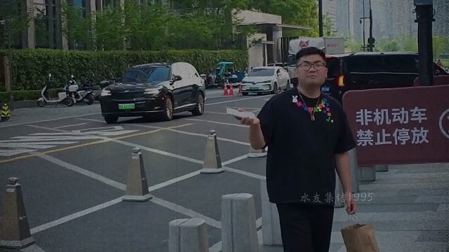 竹子打车被滴滴司机丑拒