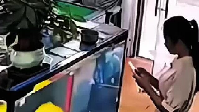姐姐真勇敢