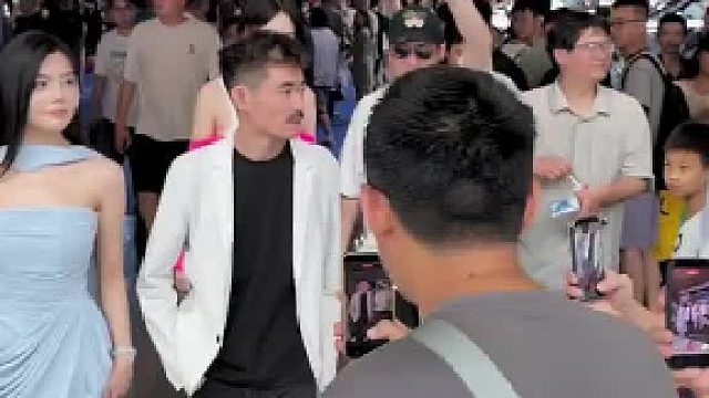 这冒牌，嘴上说的不要不要，心里说却说不要停