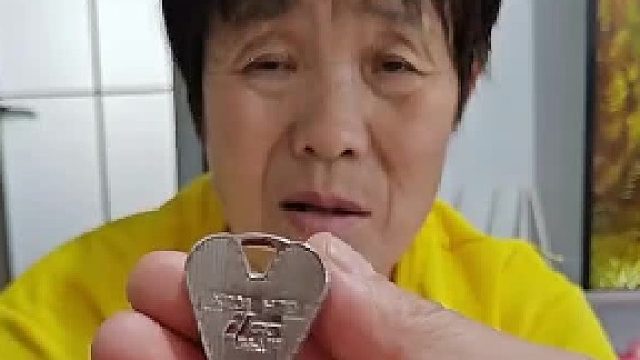 瓶子不碎，把它拿出来算你有本事