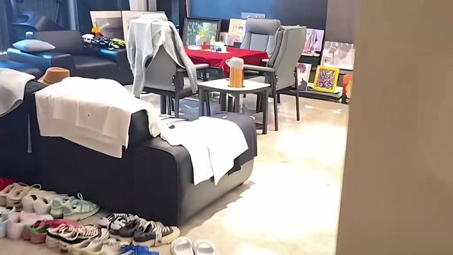这烟100块可买不到