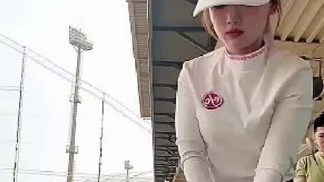 高尔夫球打得好，连杆子都折断了
