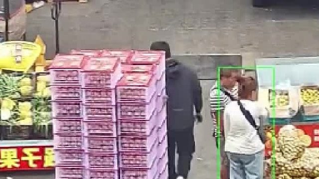 老板第一次干这活儿么