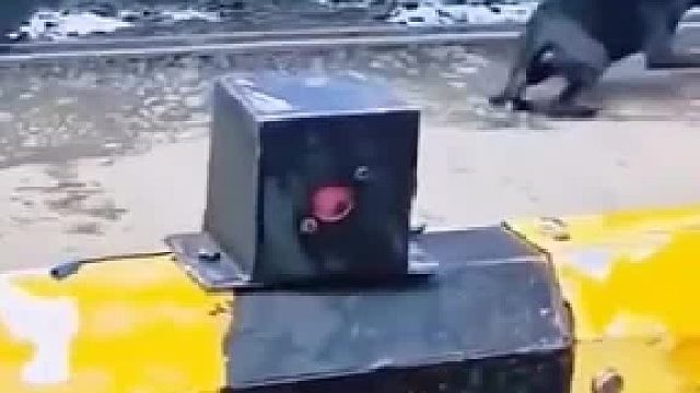 愣是没拦住啊…