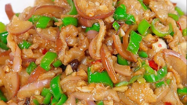 茄子这样做，好吃又下饭，拿肉都不换#青椒炒茄子 #家常菜 #一起学做菜