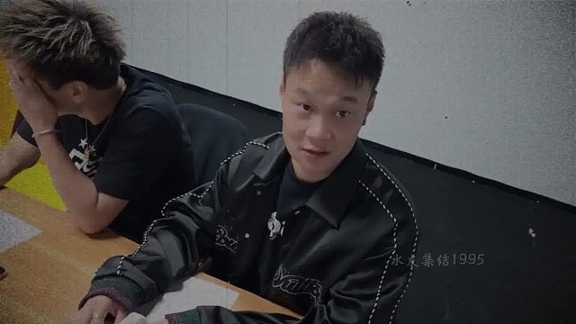 本场面试虎子成了最大的小丑