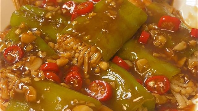 青椒酿金针菇