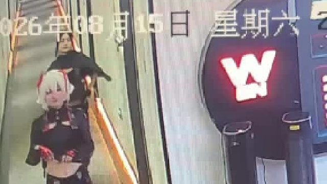 你好 网吧新来了三个网管
